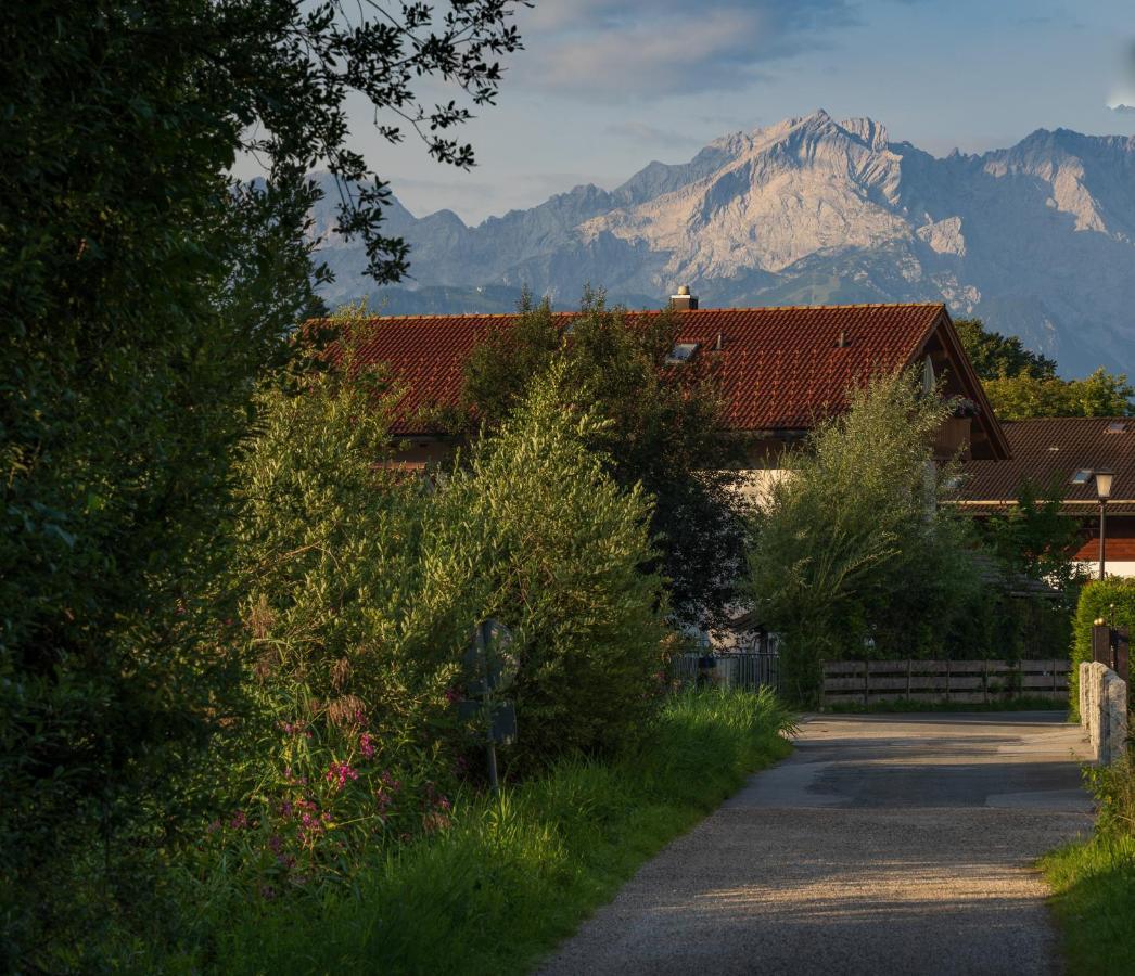 אובראו Das Bergquartier - Ferienwohnung Zugspitze מראה חיצוני תמונה